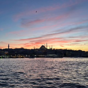Adalar, ou les îles des princes. Un archipel situé dans la mer de Marmara et très prisé des habitants d'Istanbul (petite colation à la fin)